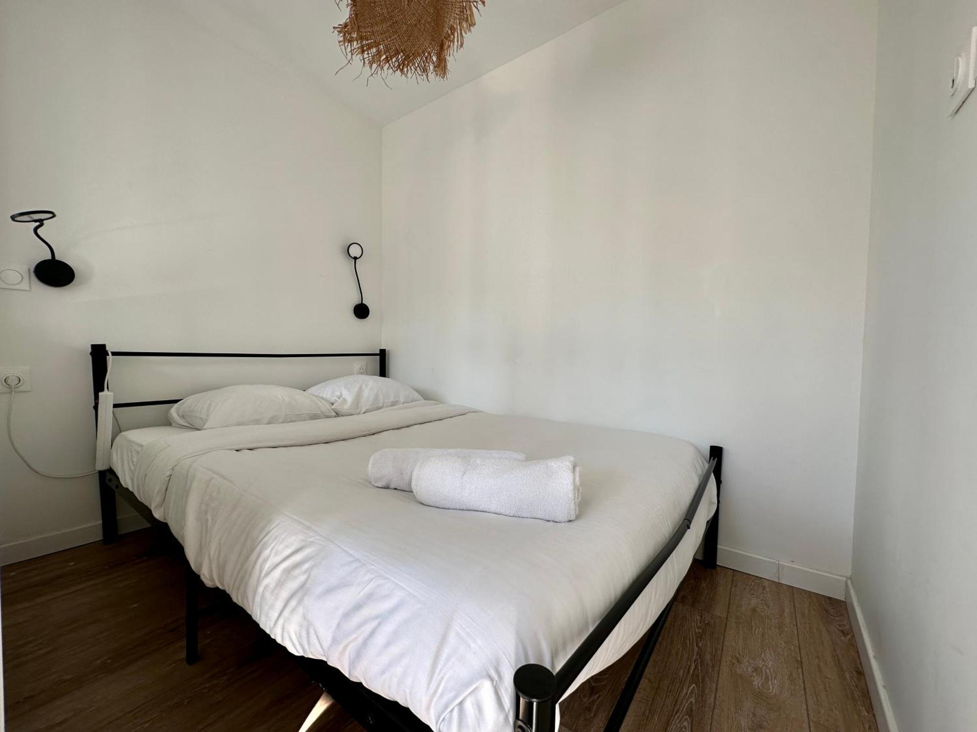Petra - Appartement Climatise En Hypercentre Reims Esterno foto