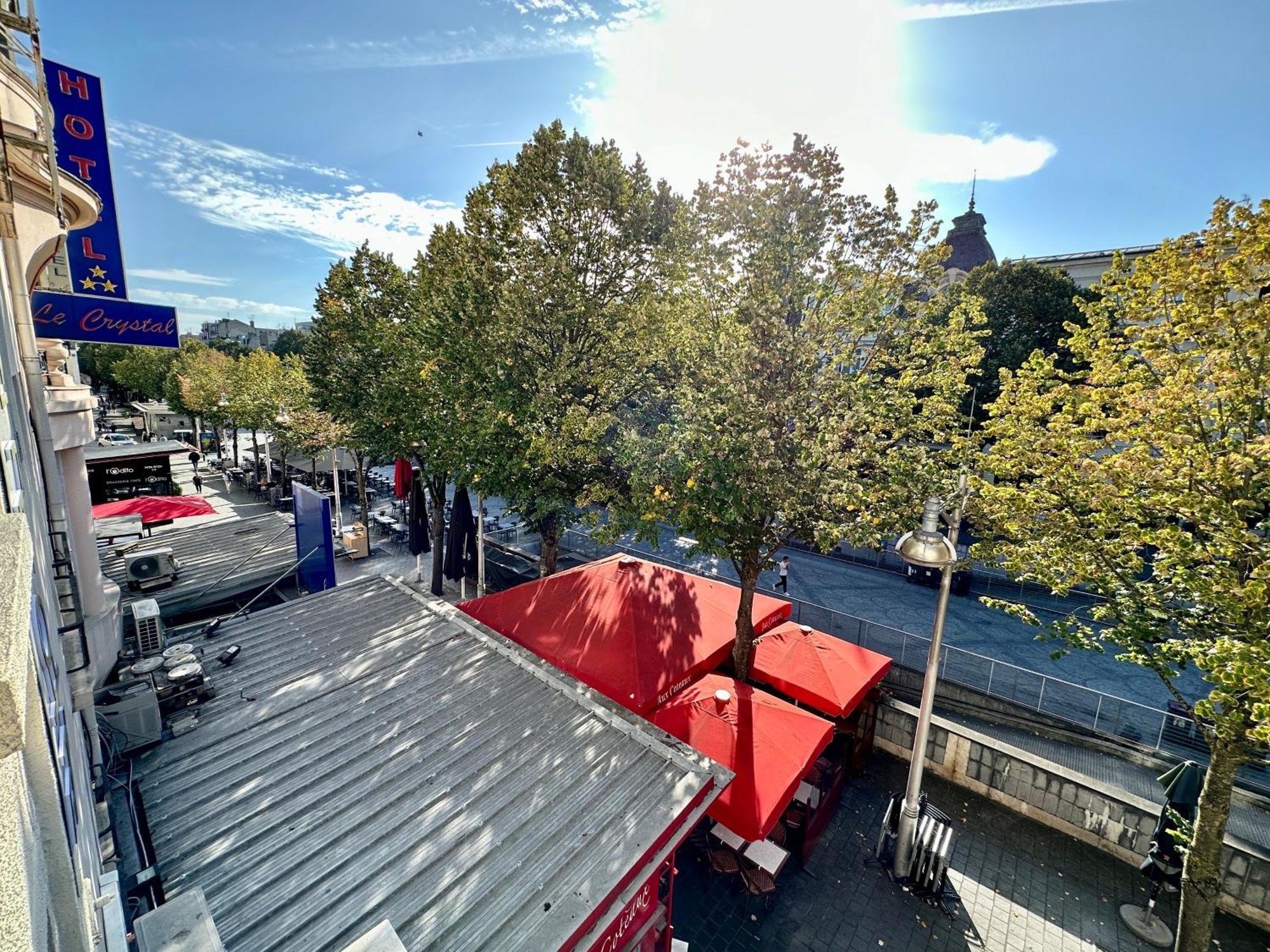 Petra - Appartement Climatise En Hypercentre Reims Esterno foto